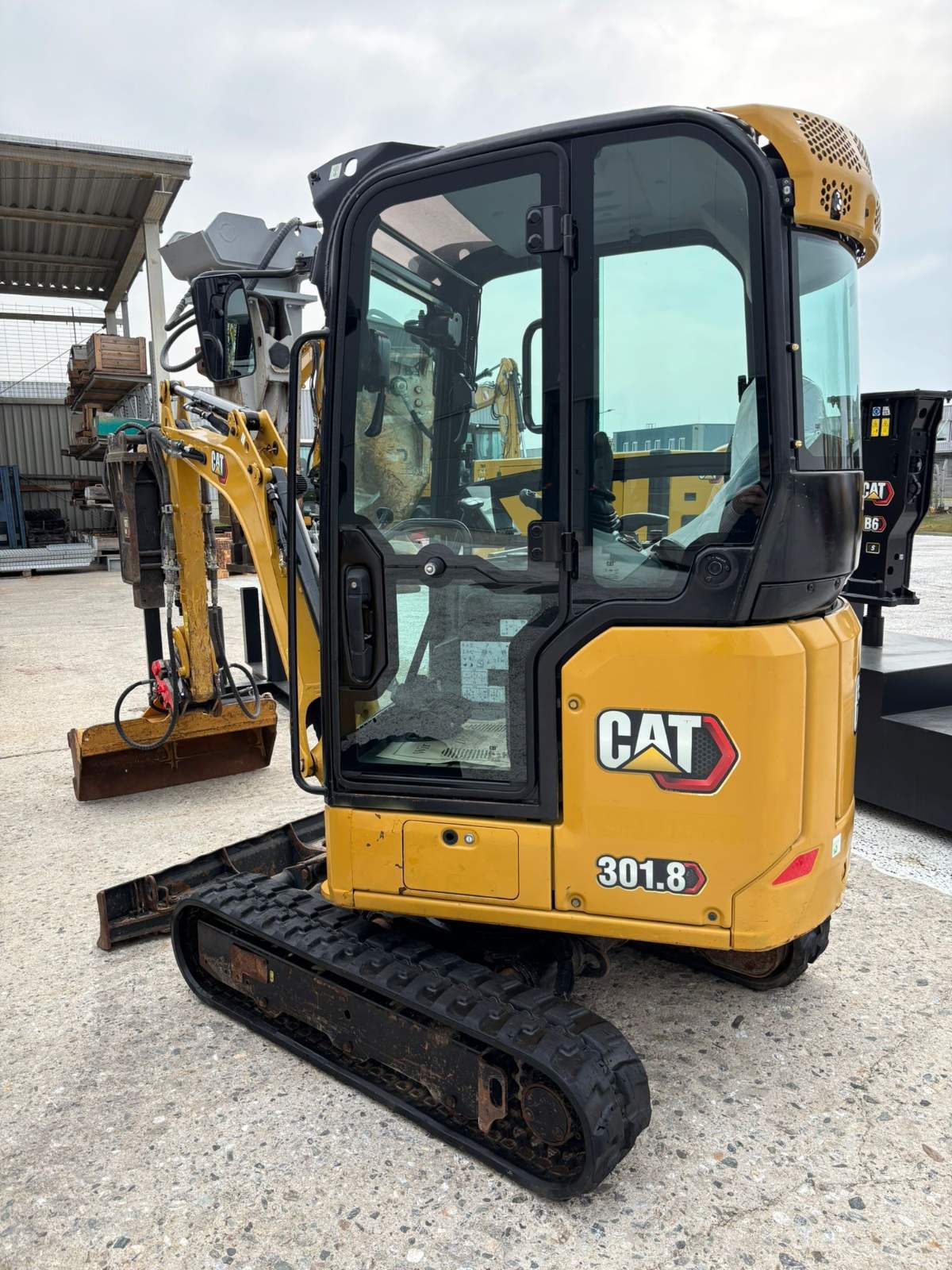 CAT 301.8 Mini bager slika 1