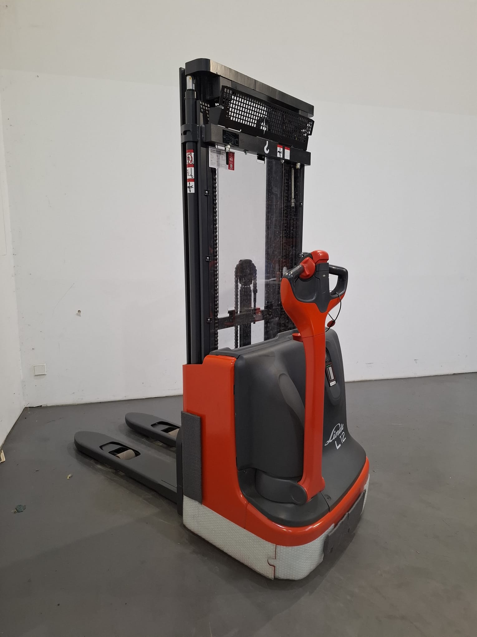 LINDE L12 slika 2