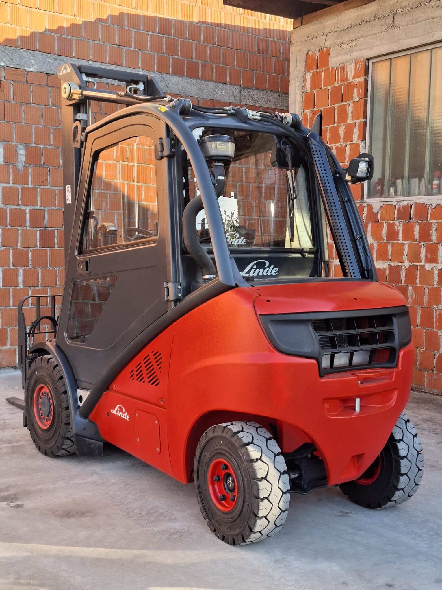LINDE H30 slika 1