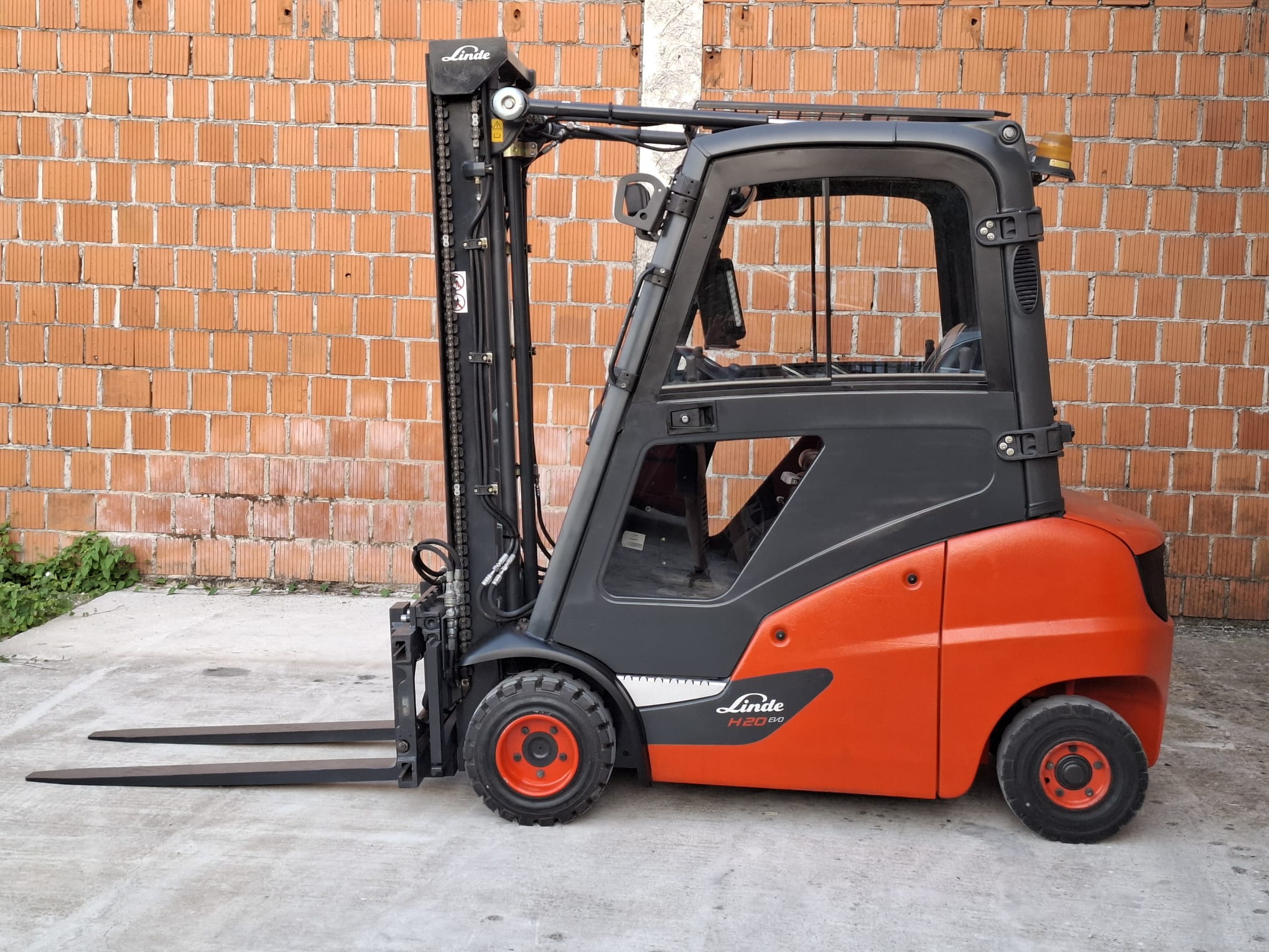 LINDE H20 slika 1